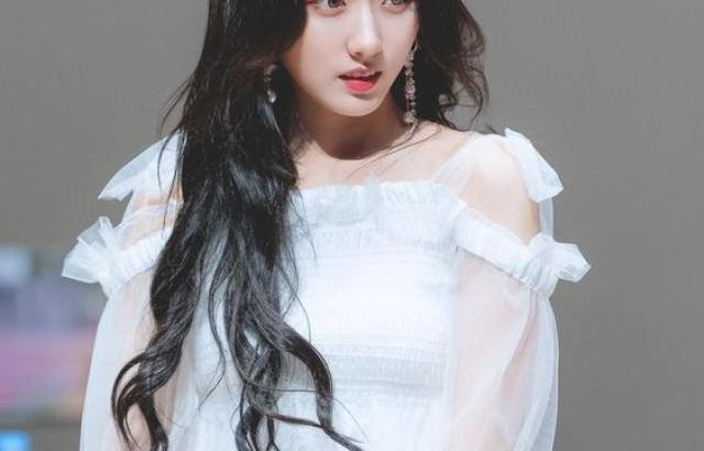 러블리즈 정예인