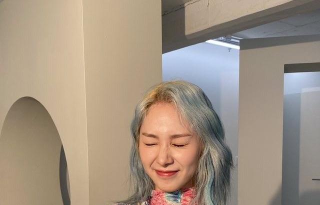 EVERGLOW Mia