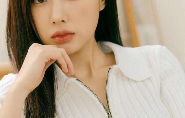 Kang Hyewon