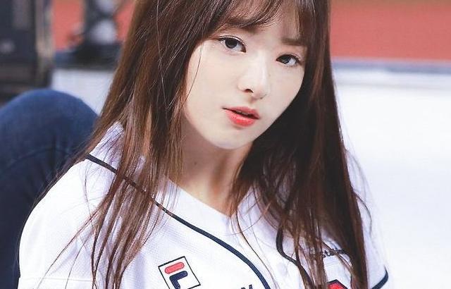 프로미스나인 이나경