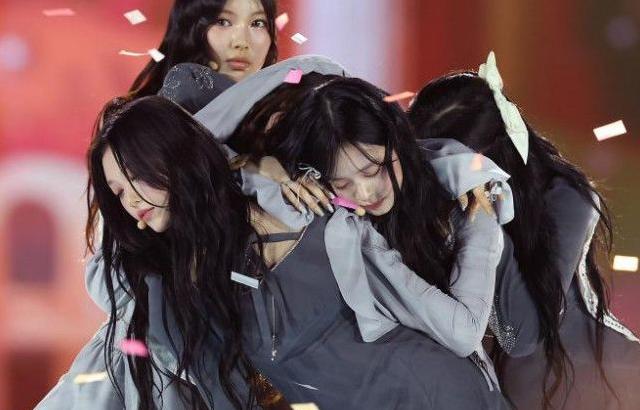 뉴진스 골든디스크