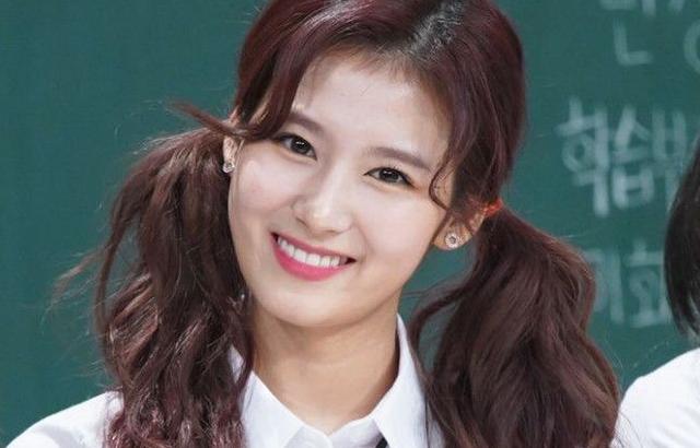 TWICE 사나