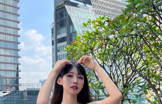 EVERGLOW SIHYEON