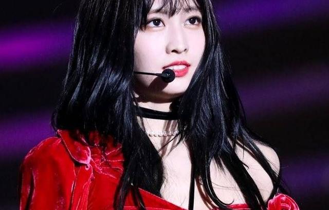 TWICE 모모