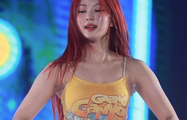 스테이씨 아이사
