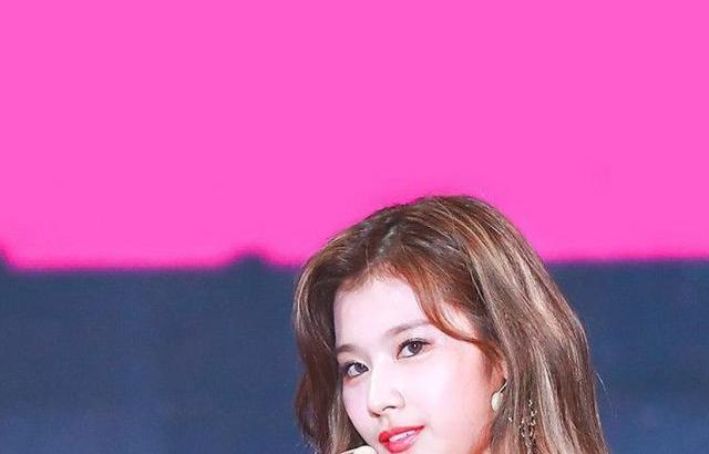 TWICE 사나