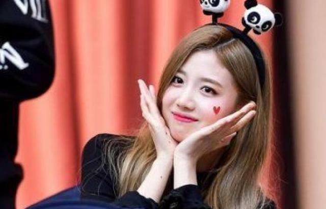 Cherry Bullet 유주