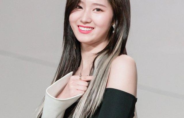 TWICE 사나