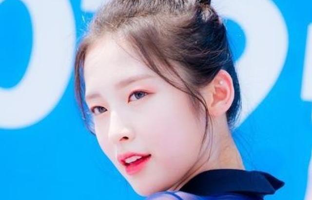 OH MY GIRL Arin