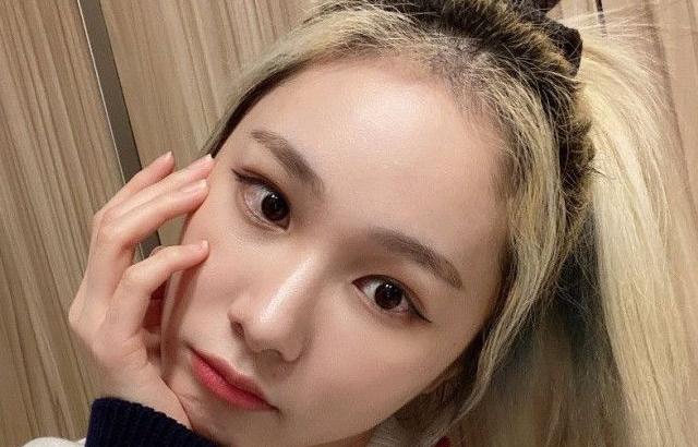 EVERGLOW Mia