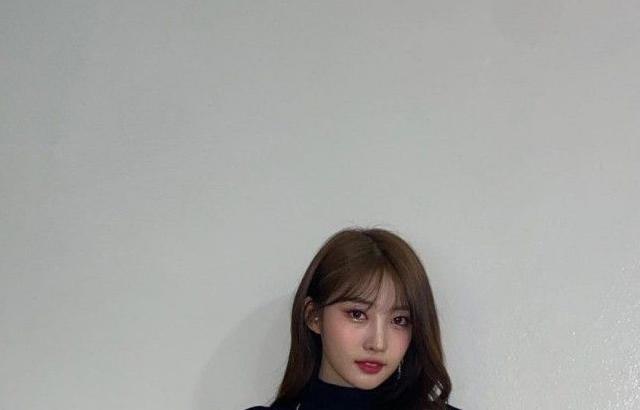 EVERGLOW 김시현