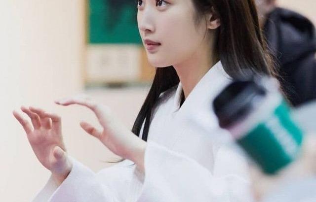 문가영