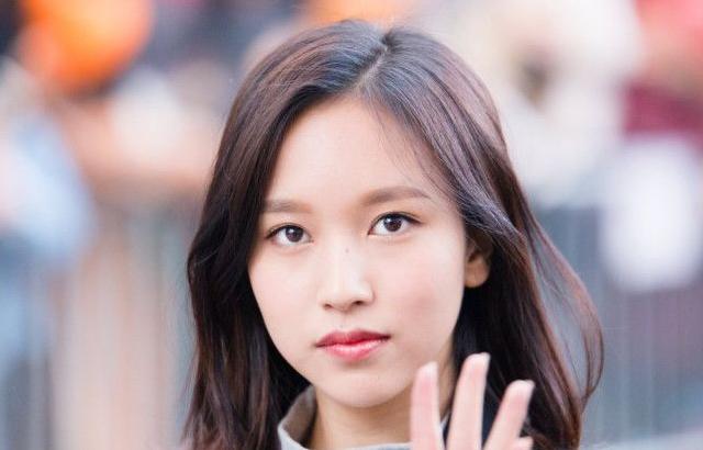 트와이스 미나 (뮤뱅 출근)