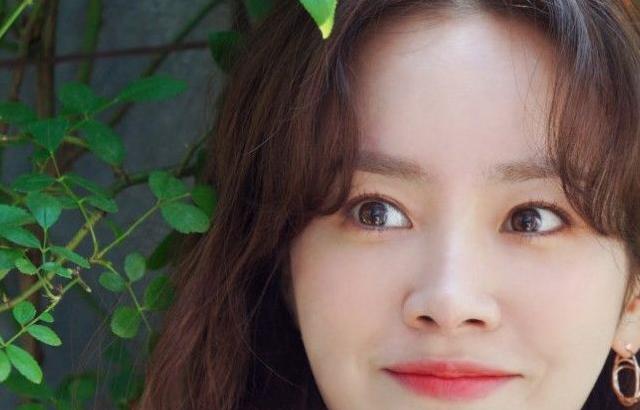 꽃과 한지민
