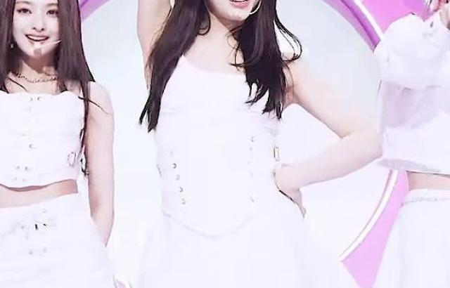 프로미스나인 이새롬