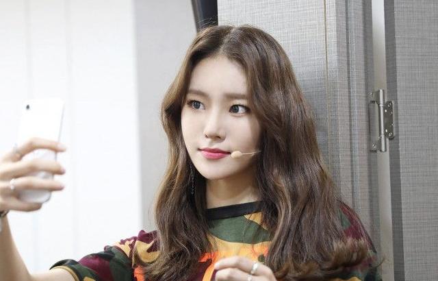 위클리 김지민