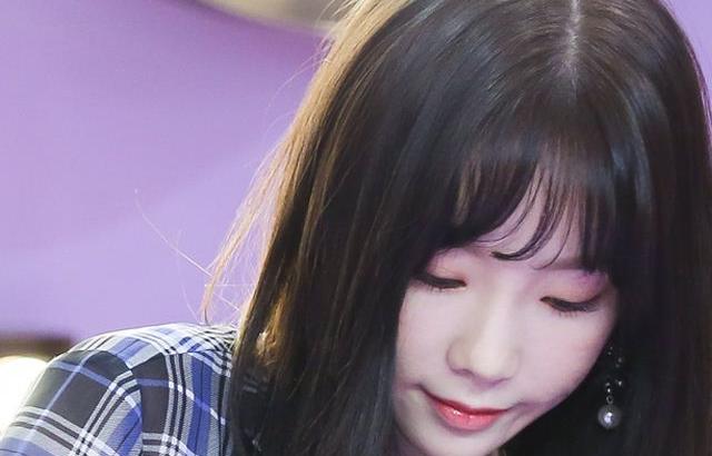 180109 바닐라코 태연 팬사인회 by persisNayeon