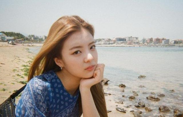 ITZY 리아
