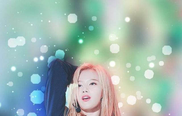 TWICE SANA