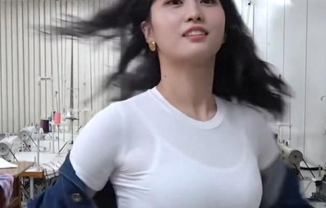 TWICE 모모