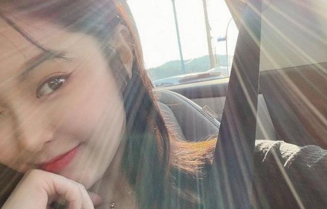 EVERGLOW Jiwon