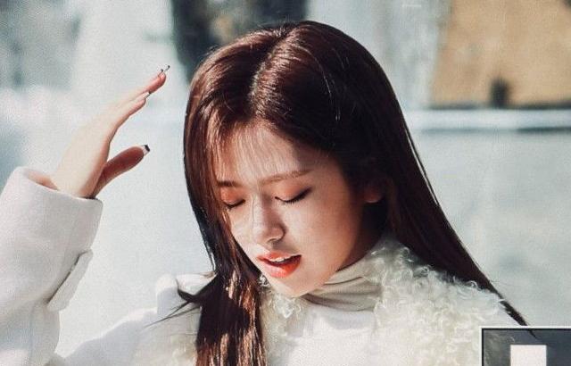 IVE YUJIN