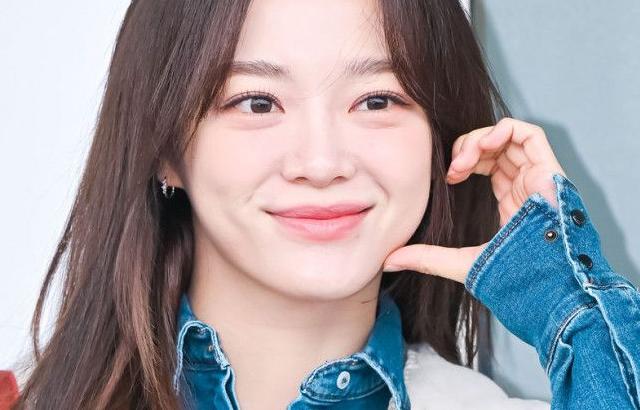 김세정