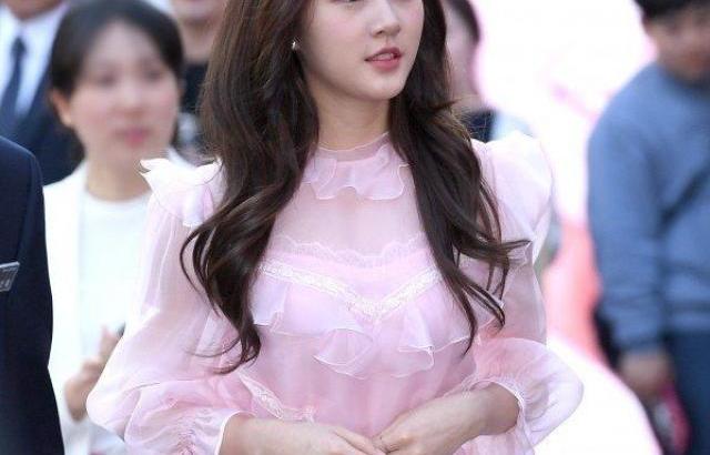 오늘자 김새론