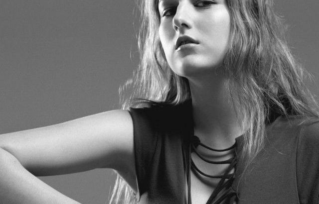 릴리 소비에스키 (Leelee Sobieski)
