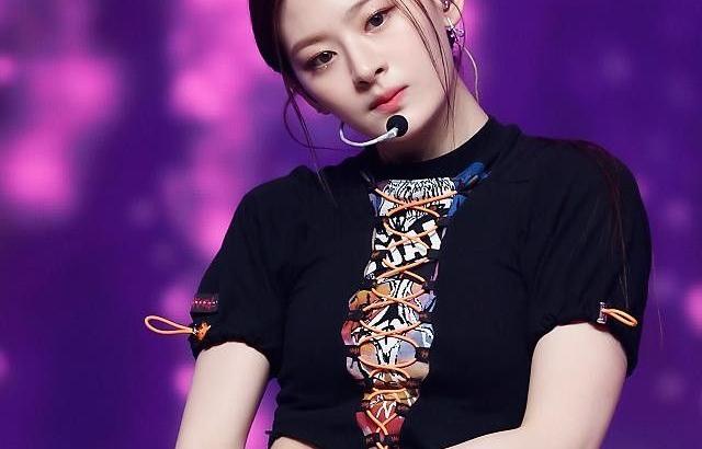 스테이씨 윤세은