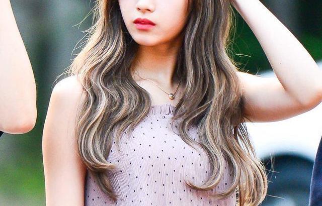 TWICE 사나