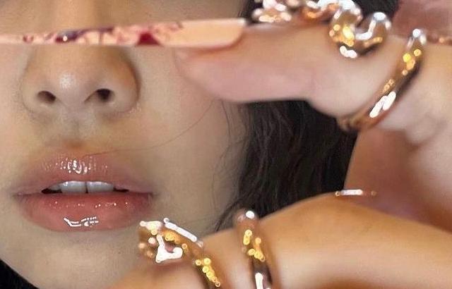 BLACKPINK JENNIE