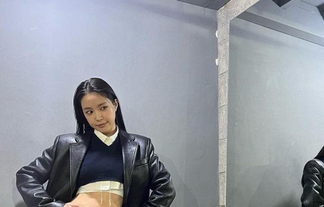 손나은