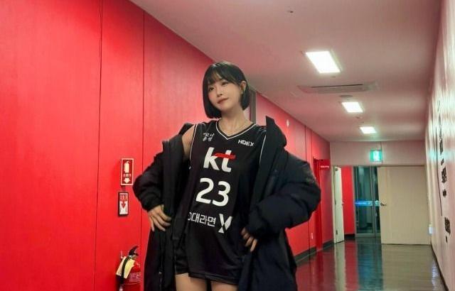 레인보우 조현영