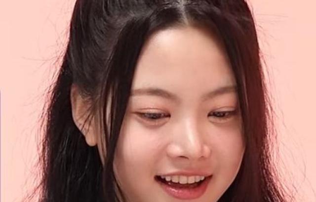 LE SSERAFIM Eunchae