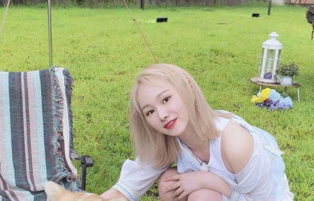 EVERGLOW MIA