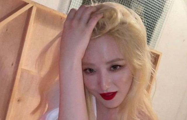 (G)I-DLE shuhua