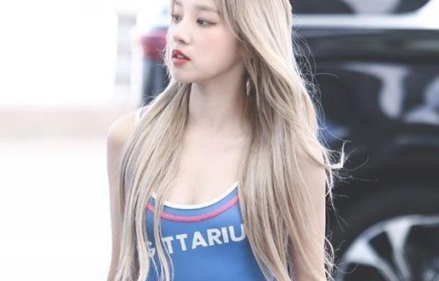 여자아이들 우기