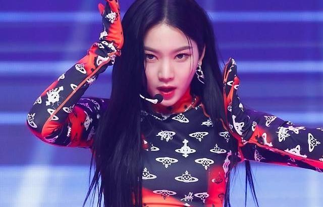 스테이씨 이채영
