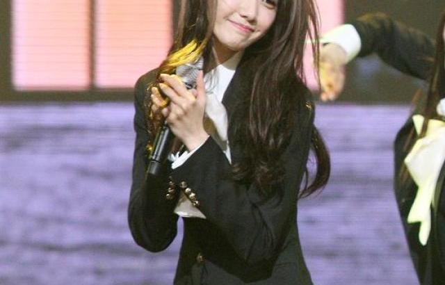 윤아