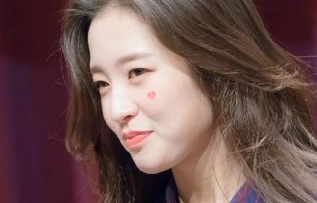 OH MY GIRL Arin