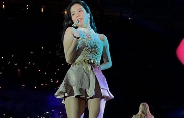 BLACKPINK JISOO