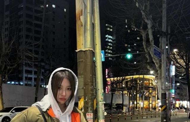 로켓펀치 윤경