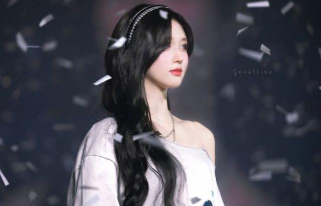 가을 (아이브)