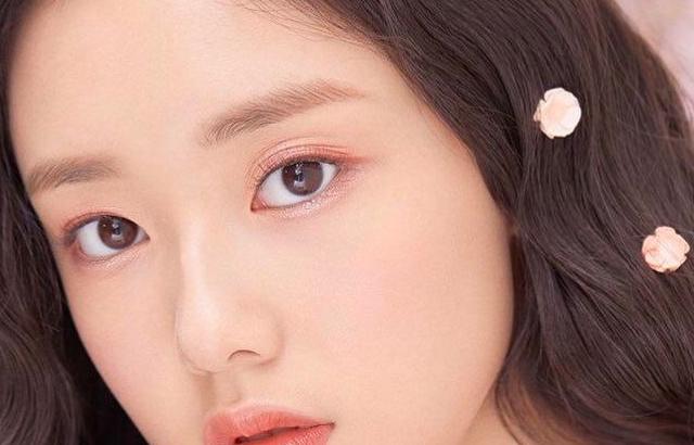 애뛰드 광고 찍은 파나틱스 도아