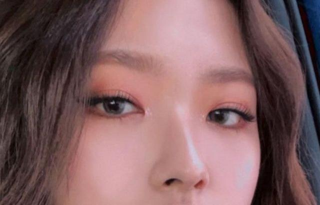 올리비아 혜 셀카