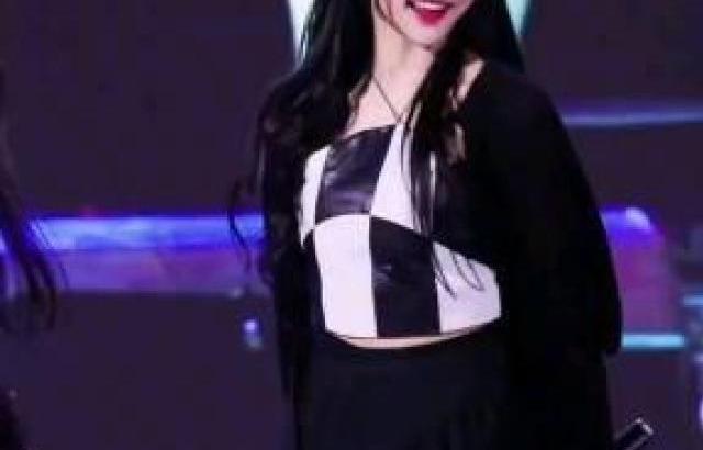 STAYC Isa