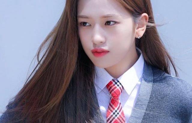 안유진 활동 사진