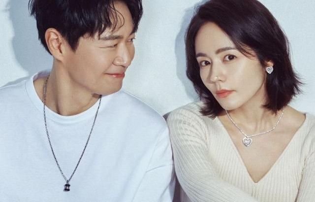 결혼하고 처음 찍었다는 한가인 연정훈 부부 화보