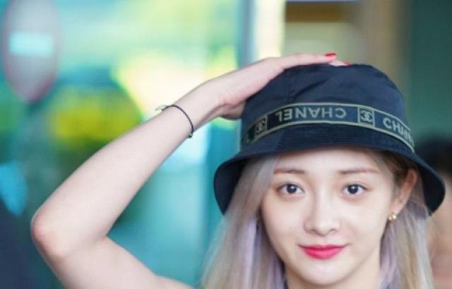 입국한 주결경